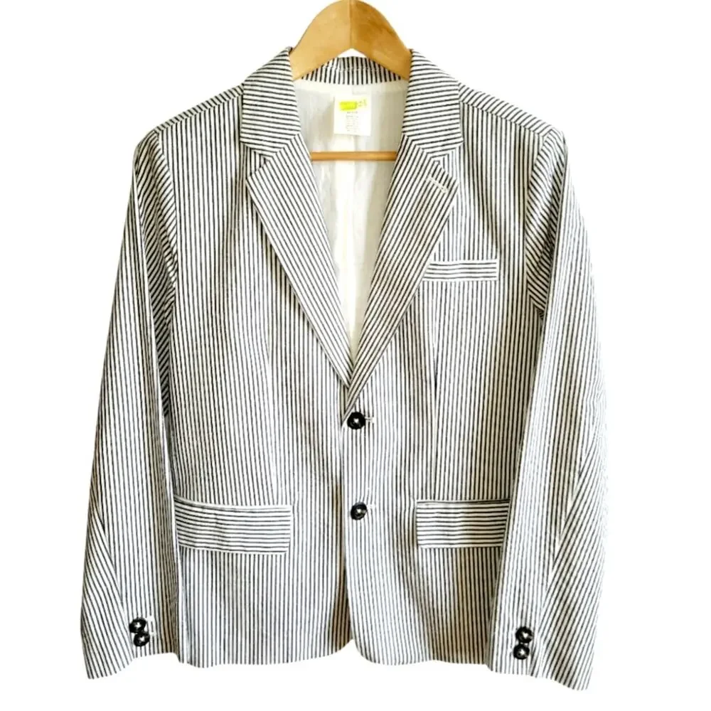 Crazy 8 Boys Seersucker Sport Coat XL 14 Gray White Preppy Blazer Wedding Guest